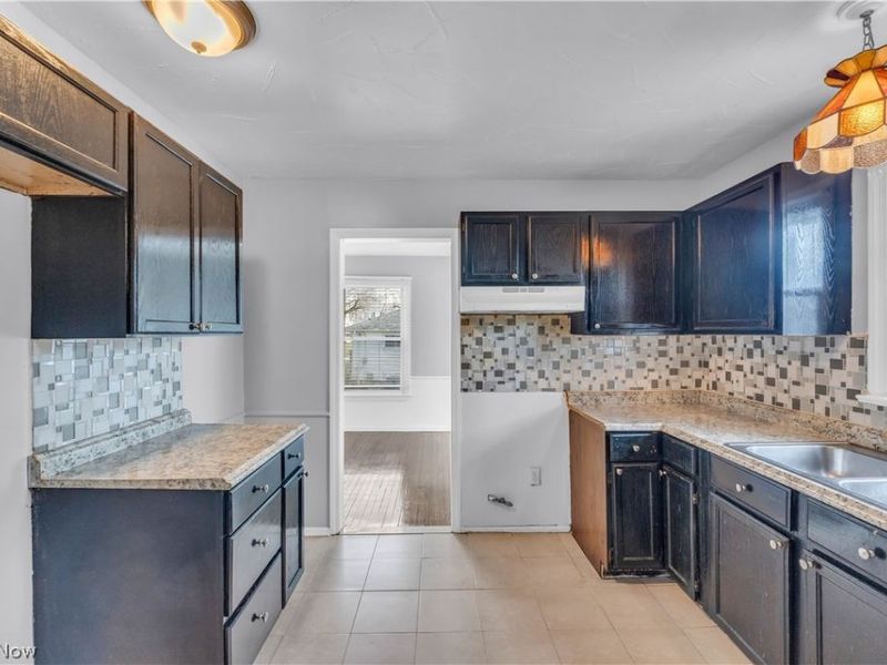 1791 Forest Drive, Euclid, OH 44117 Photo 9