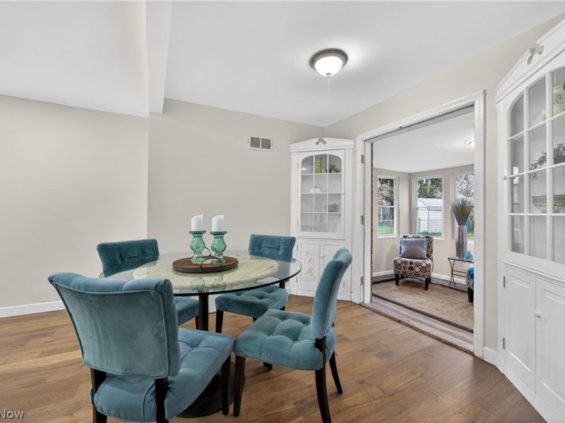 5407 Porter Road, North Olmsted, OH 44070 Photo 10