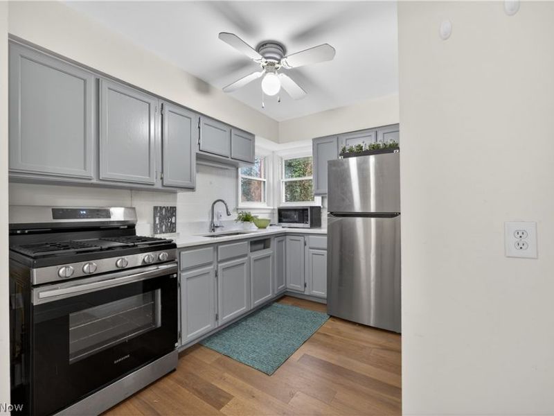 5407 Porter Road, North Olmsted, OH 44070 Photo 11