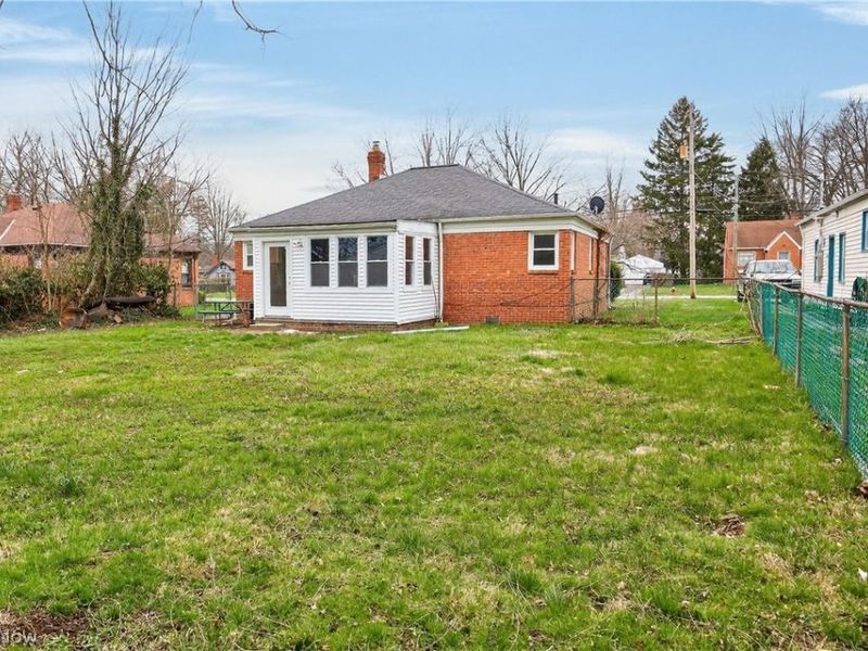 5407 Porter Road, North Olmsted, OH 44070 Photo 22