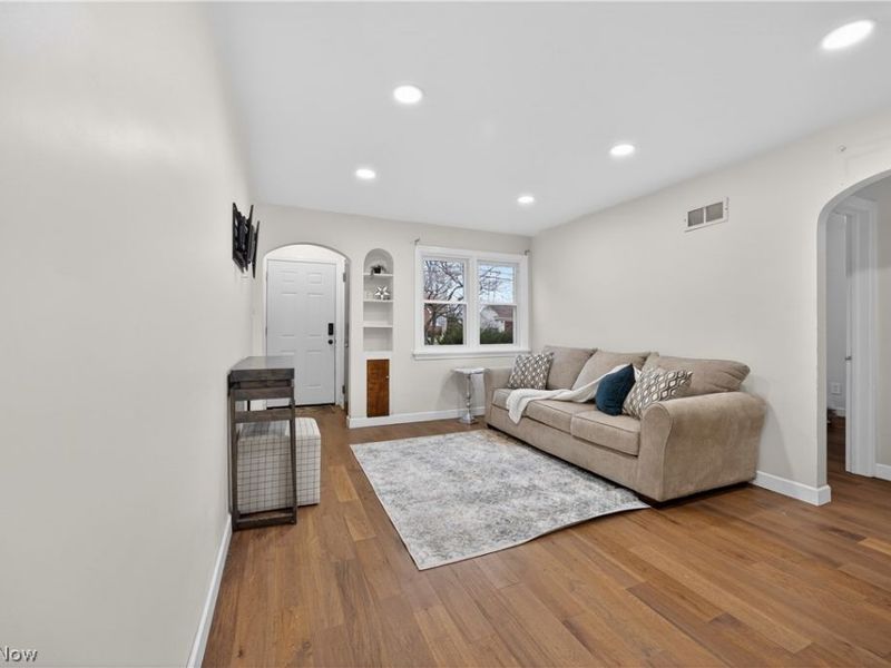 5407 Porter Road, North Olmsted, OH 44070 Photo 5