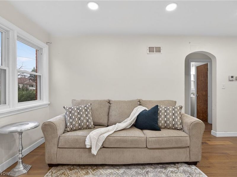 5407 Porter Road, North Olmsted, OH 44070 Photo 7