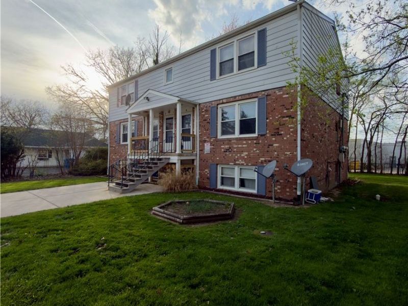 4780 Pinoak Drive, Vermilion, OH 44089 Photo 3