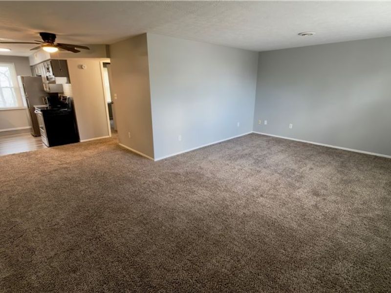 4780 Pinoak Drive, Vermilion, OH 44089 Photo 5