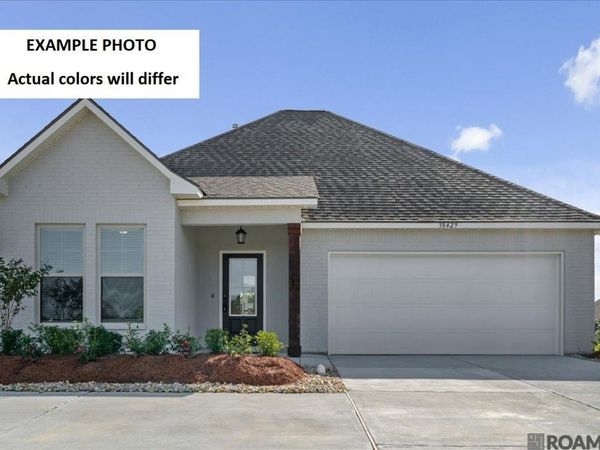 18824 Corlis Green Dr, Zachary, LA 70791