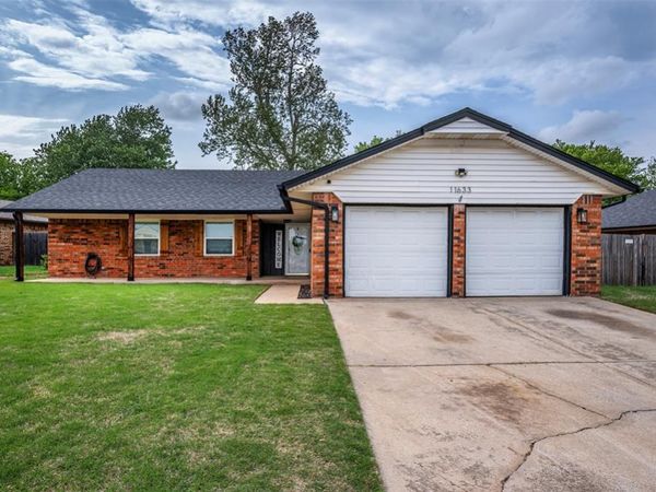 11633 Sagamore Drive, Yukon, OK 73099