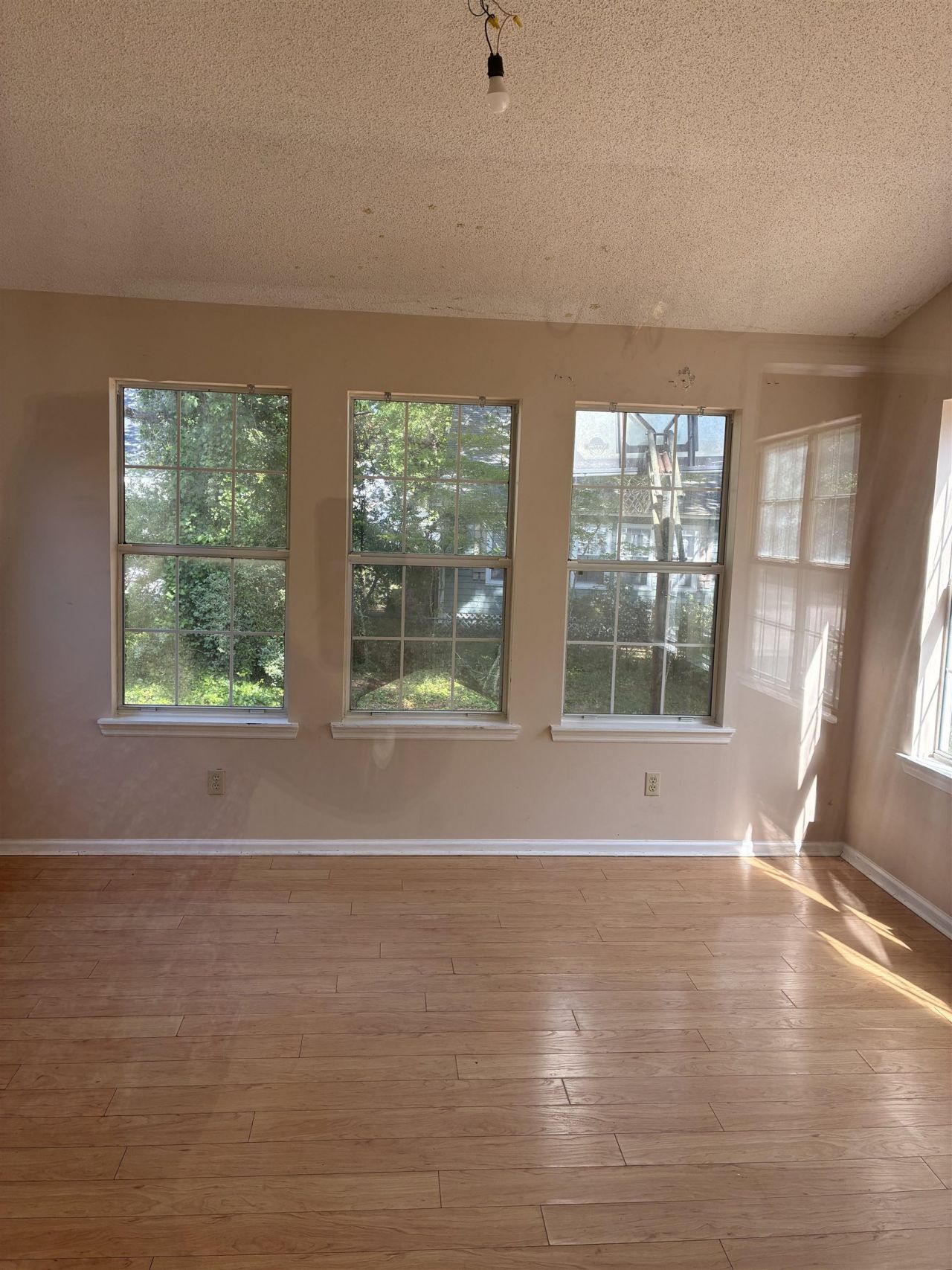 139 Voyagers Dr. Photo 5