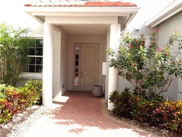 575 El Camino Real, Unit 6, NAPLES, FL 34119