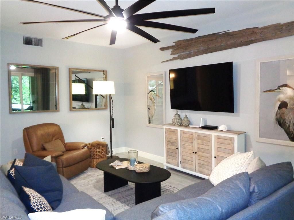 575 El Camino Real, Unit 6, Naples, FL 34119 Photo