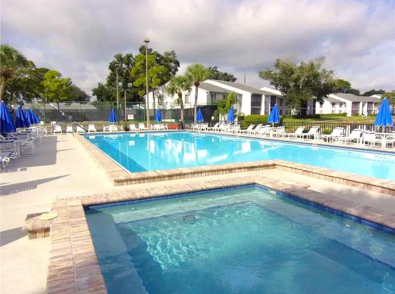 1344 Pine Ridge Circle E, Unit E3, Tarpon Springs, FL 34688 Photo