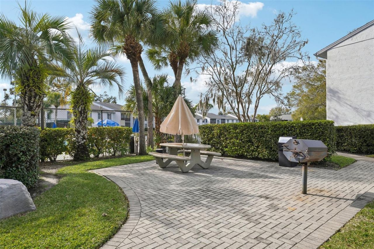 1344 Pine Ridge Circle E, Unit E3, Tarpon Springs, FL 34688 Photo