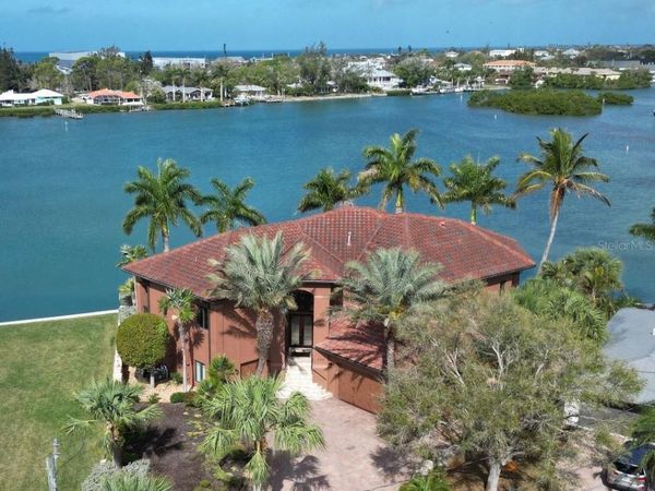 420 PALMETTO CRESCENT, NOKOMIS, FL 34275