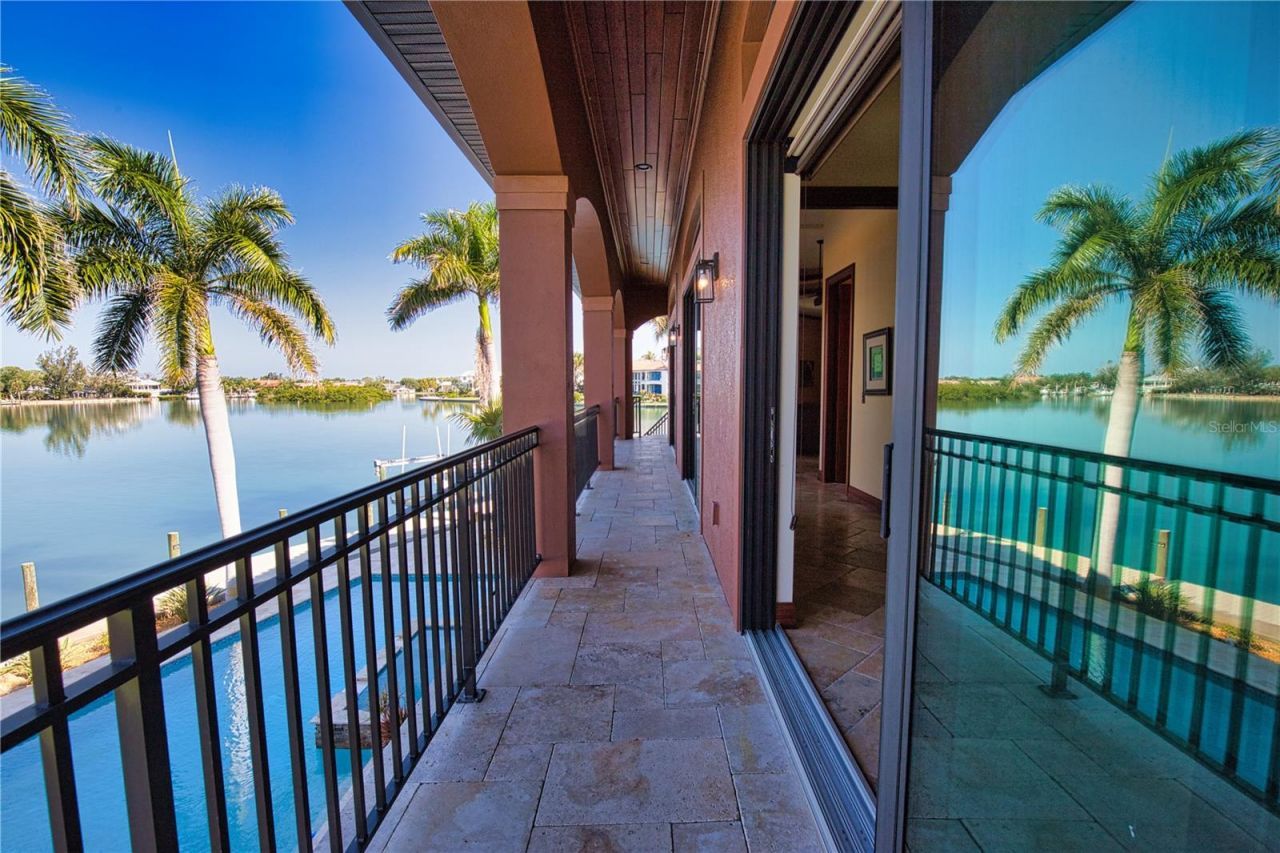 420 Palmetto Crescent, Nokomis, FL 34275 Photo