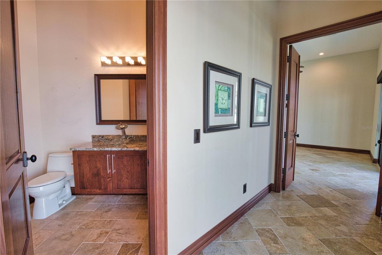 420 Palmetto Crescent, Nokomis, FL 34275 Photo