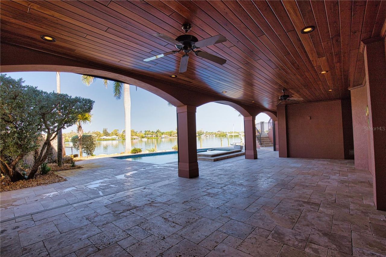 420 Palmetto Crescent, Nokomis, FL 34275 Photo