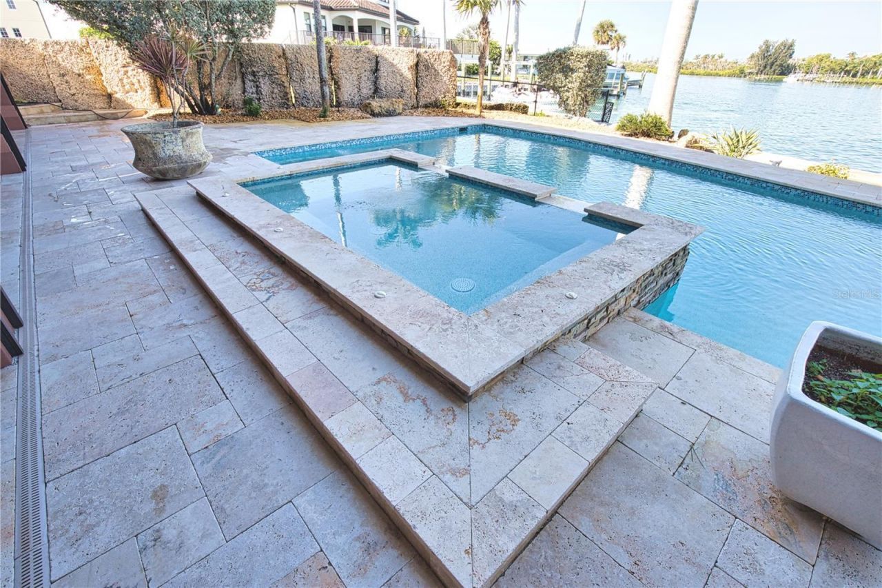 420 Palmetto Crescent, Nokomis, FL 34275 Photo