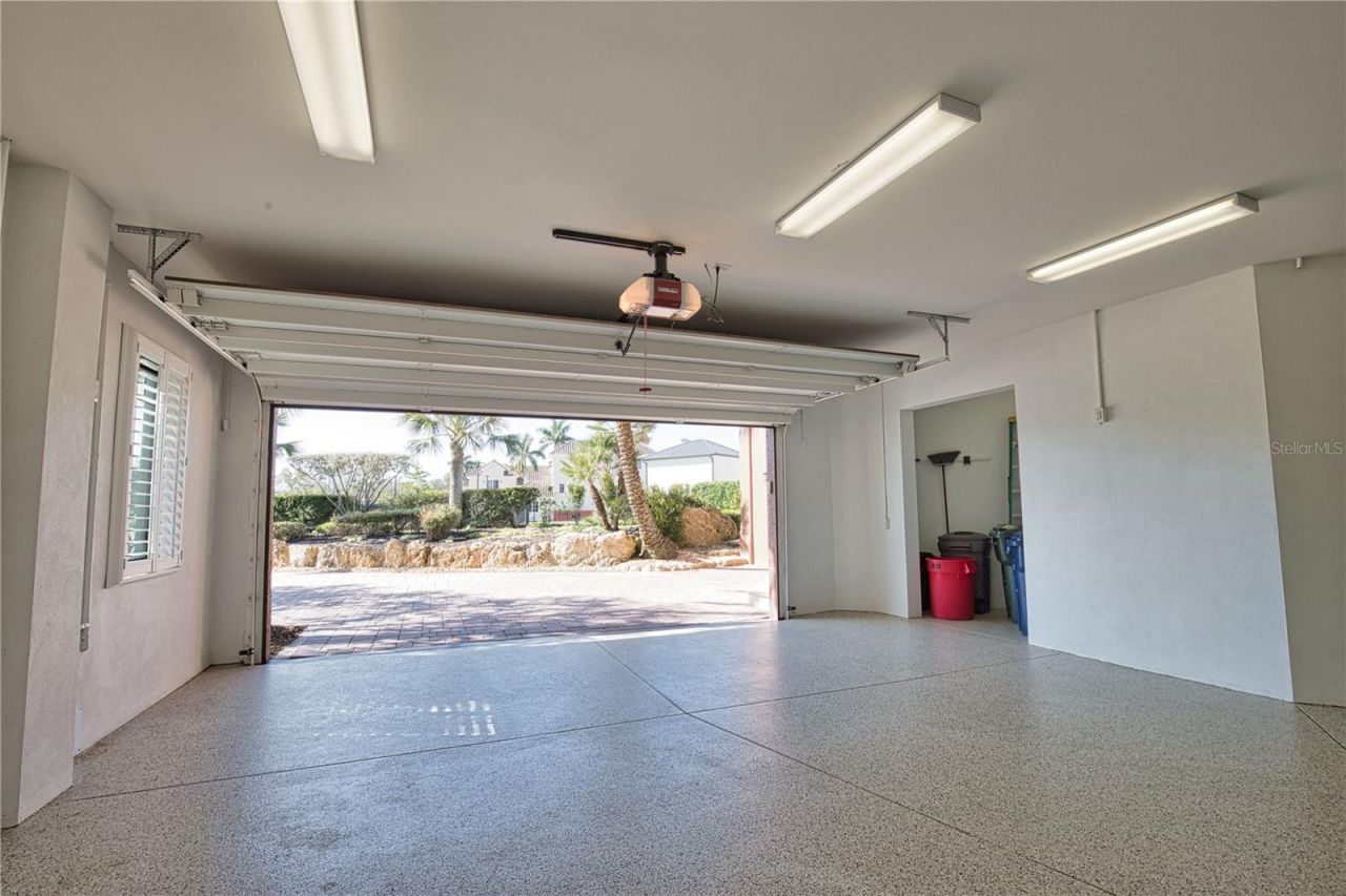420 Palmetto Crescent, Nokomis, FL 34275 Photo