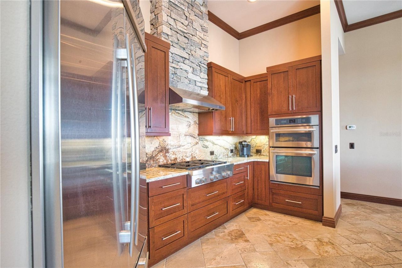 420 Palmetto Crescent, Nokomis, FL 34275 Photo