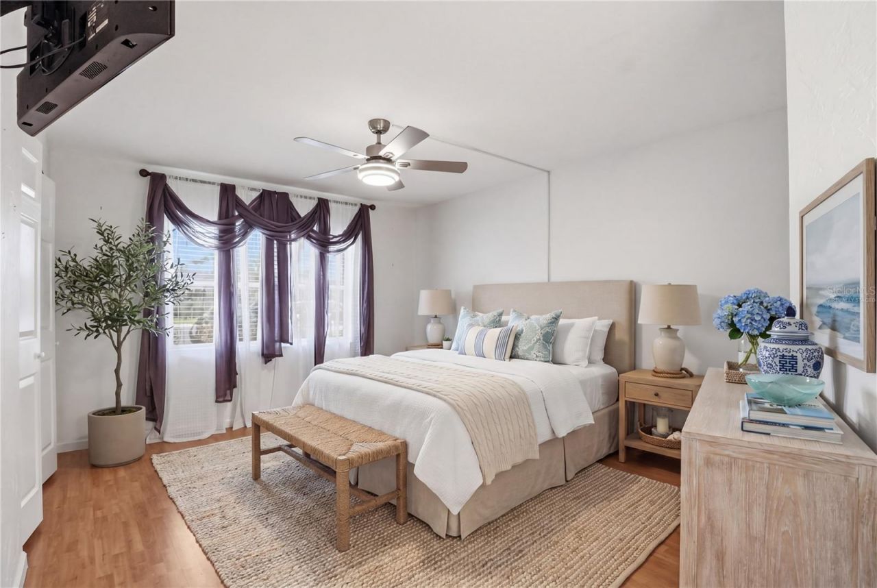 7860 Palm Aire Lane, Unit 103, Sarasota, FL 34243 Photo