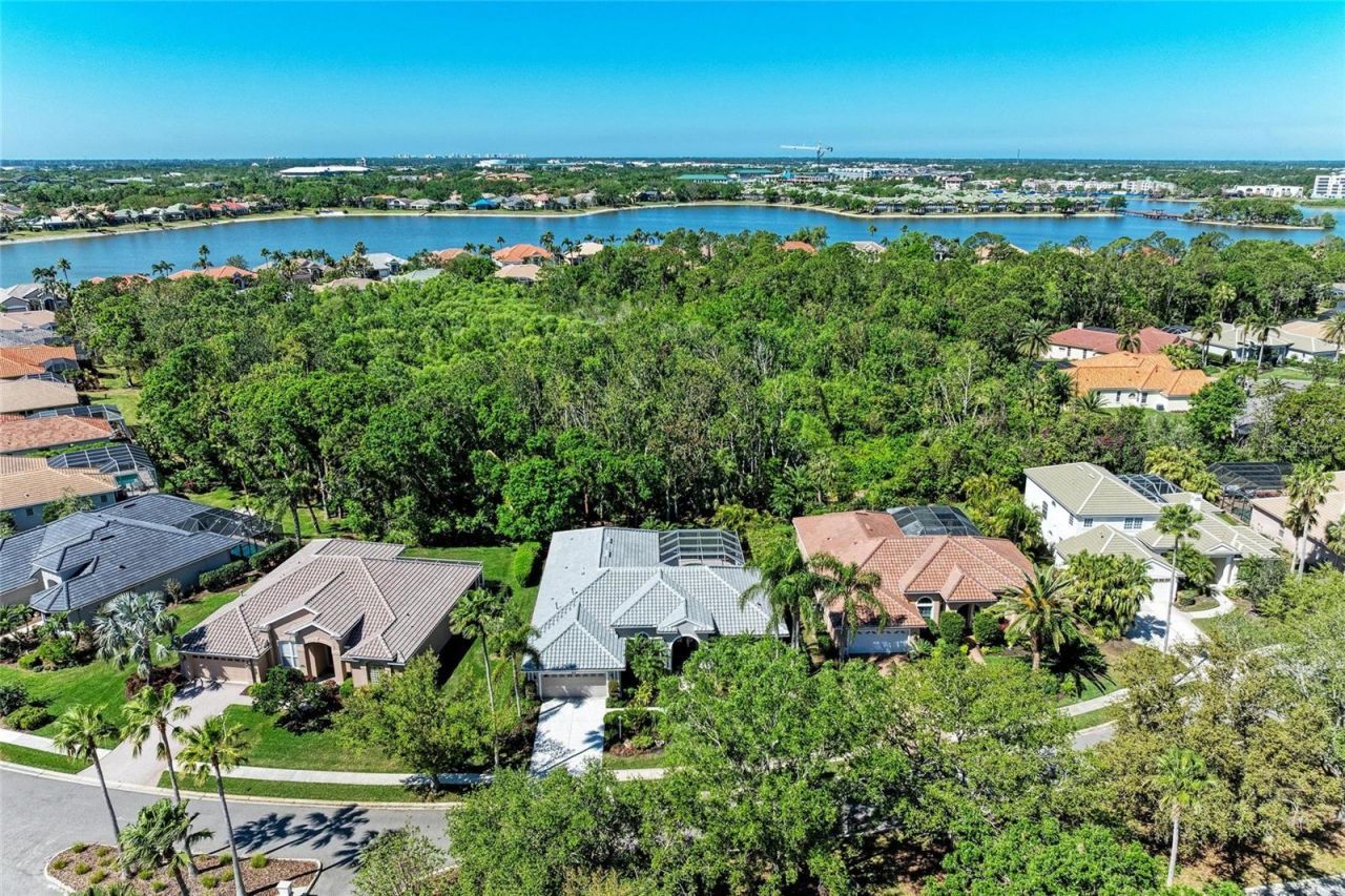 8118 Waterview Boulevard, Lakewood Ranch, FL 34202 Photo