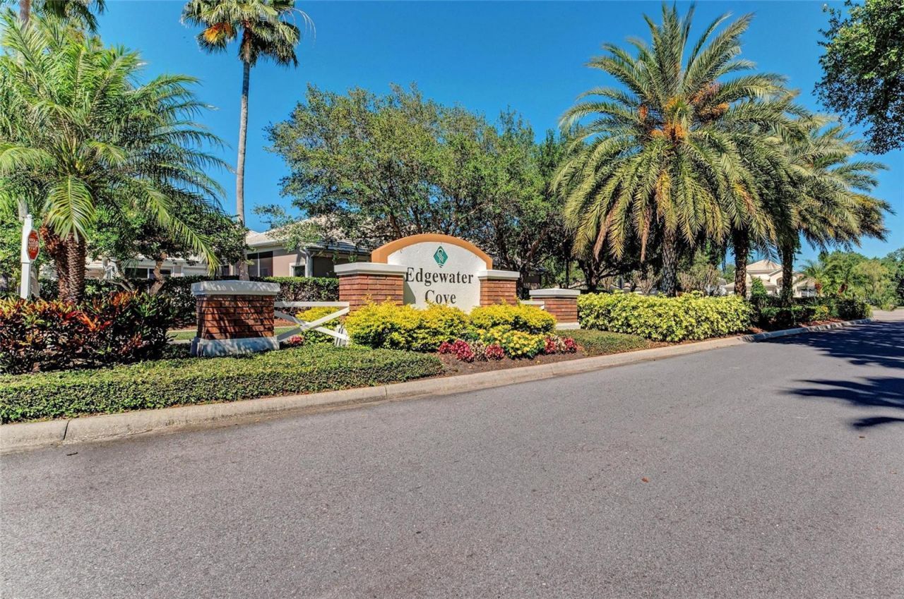 8118 Waterview Boulevard, Lakewood Ranch, FL 34202 Photo