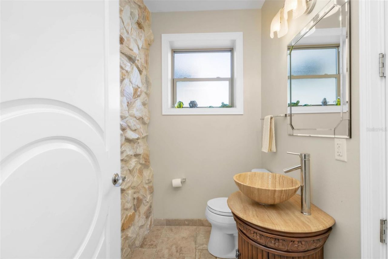 44 Colony Point Drive, Punta Gorda, FL 33950 Photo