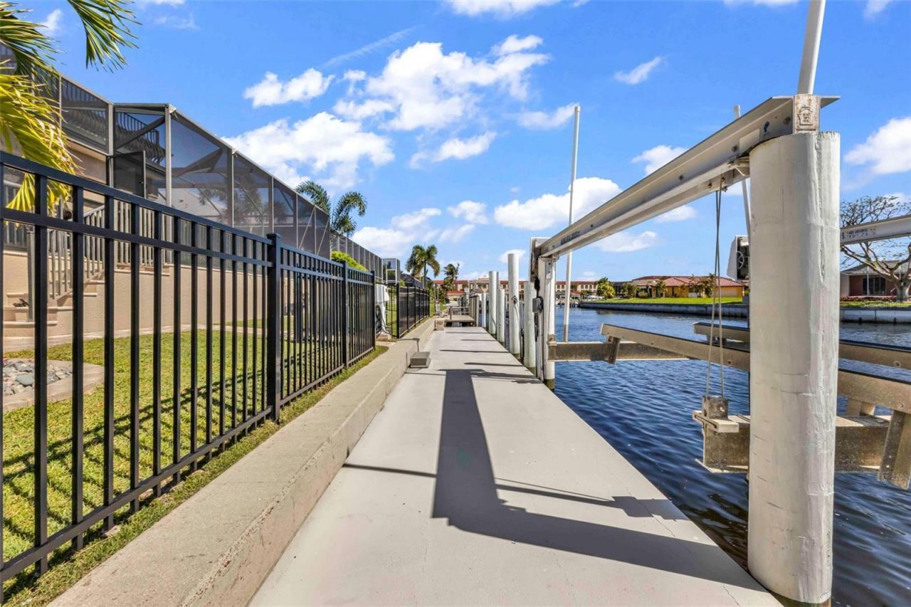 44 Colony Point Drive, Punta Gorda, FL 33950 Photo