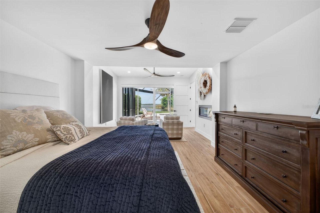 28828 Beauclaire Drive, Tavares, FL 32778 Photo