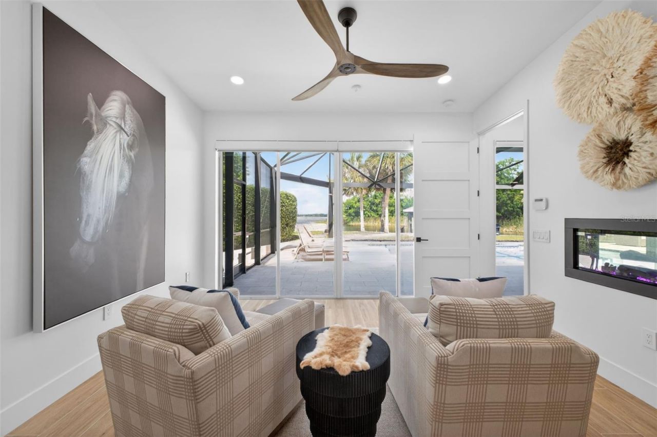 28828 Beauclaire Drive, Tavares, FL 32778 Photo