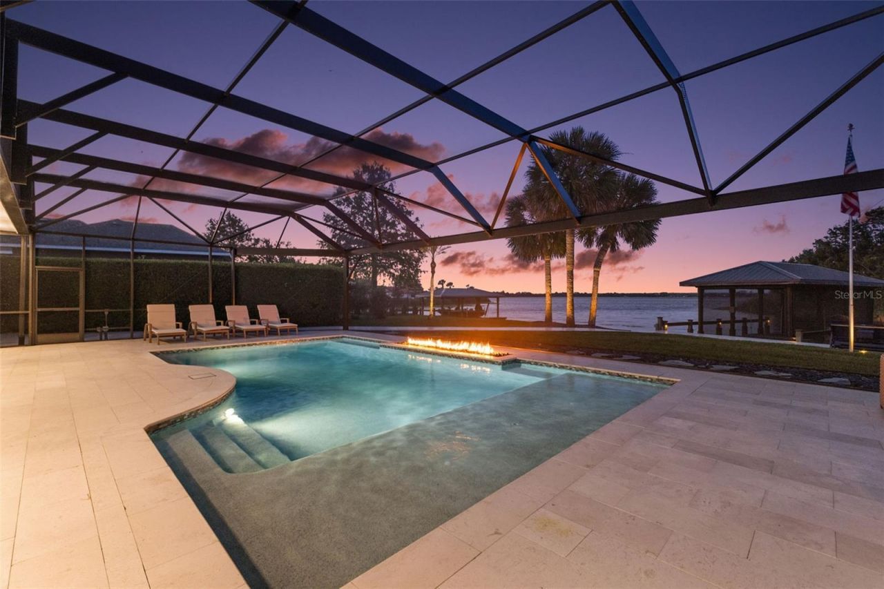 28828 Beauclaire Drive, Tavares, FL 32778