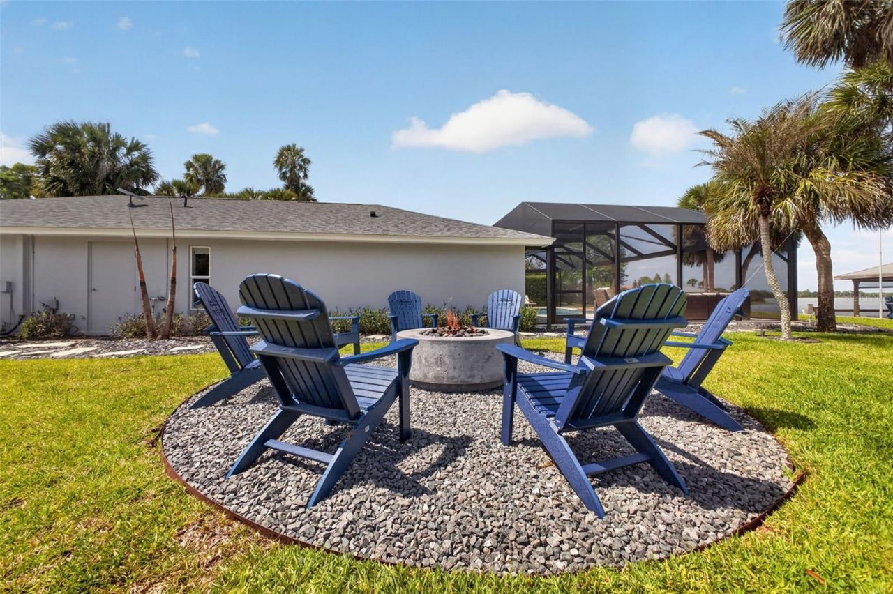 28828 Beauclaire Drive, Tavares, FL 32778 Photo