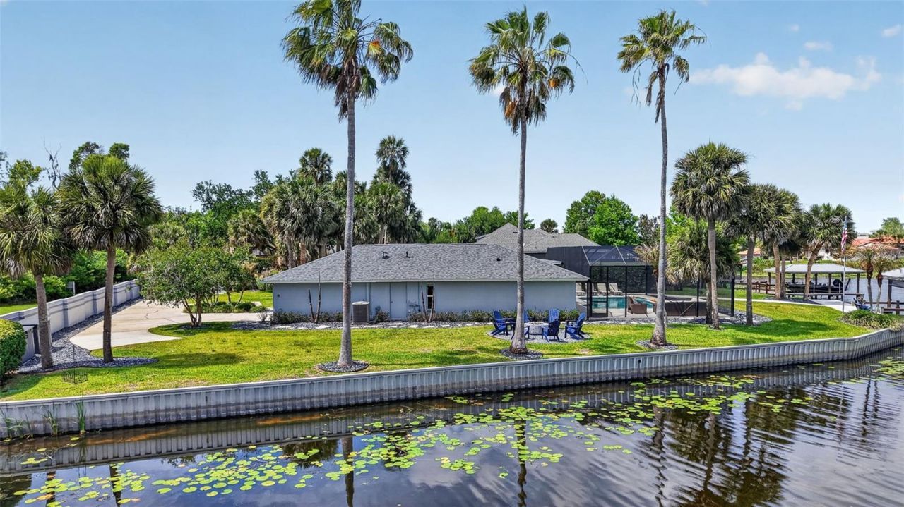 28828 Beauclaire Drive, Tavares, FL 32778 Photo