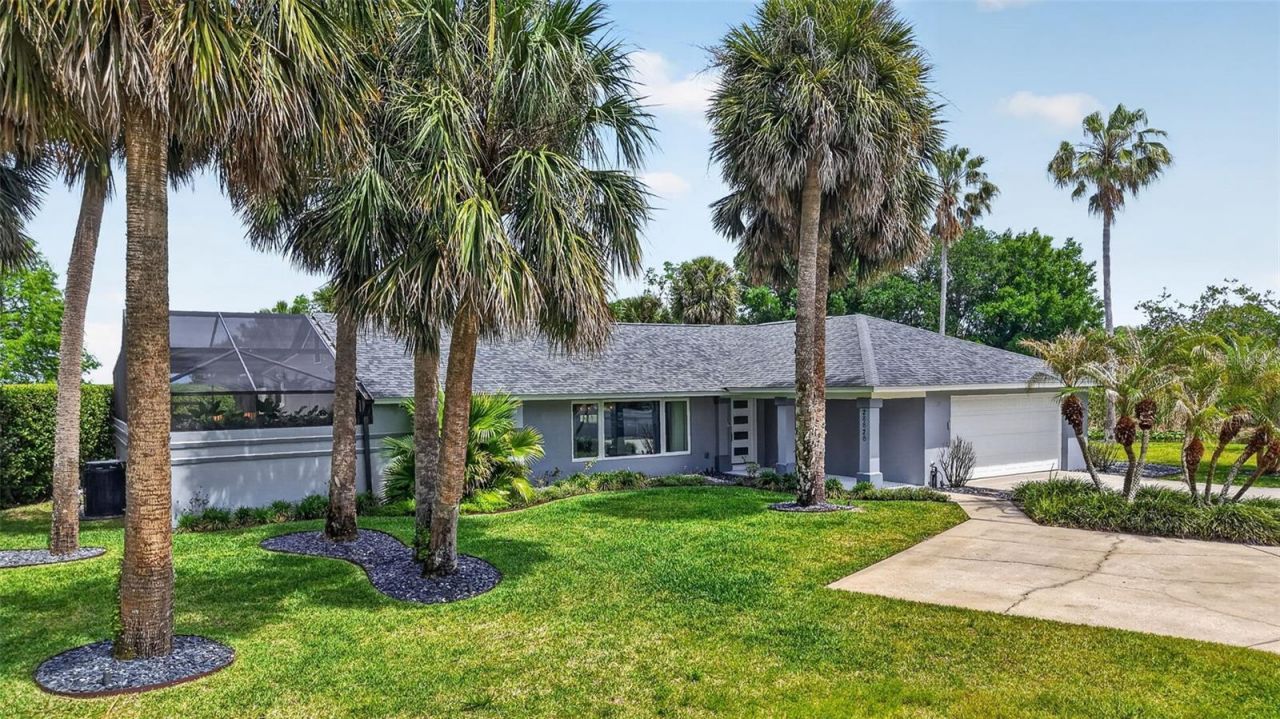 28828 Beauclaire Drive, Tavares, FL 32778 Photo