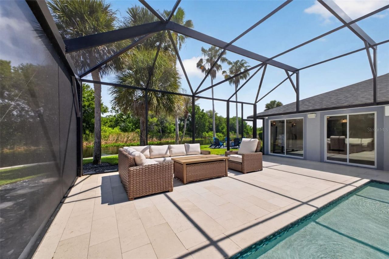 28828 Beauclaire Drive, Tavares, FL 32778 Photo