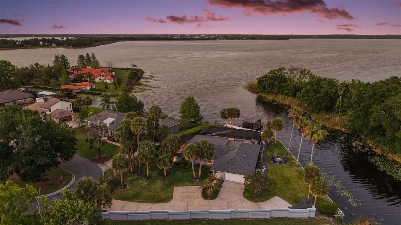 28828 Beauclaire Drive, Tavares, FL 32778 Photo