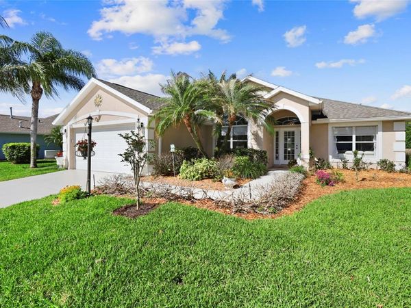 375 E TEMPLE COURT SW, VERO BEACH, FL 32968