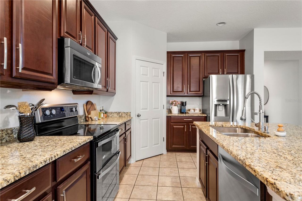 15058 Sawgrass Bluff Drive, Winter Garden, FL 34787 Photo