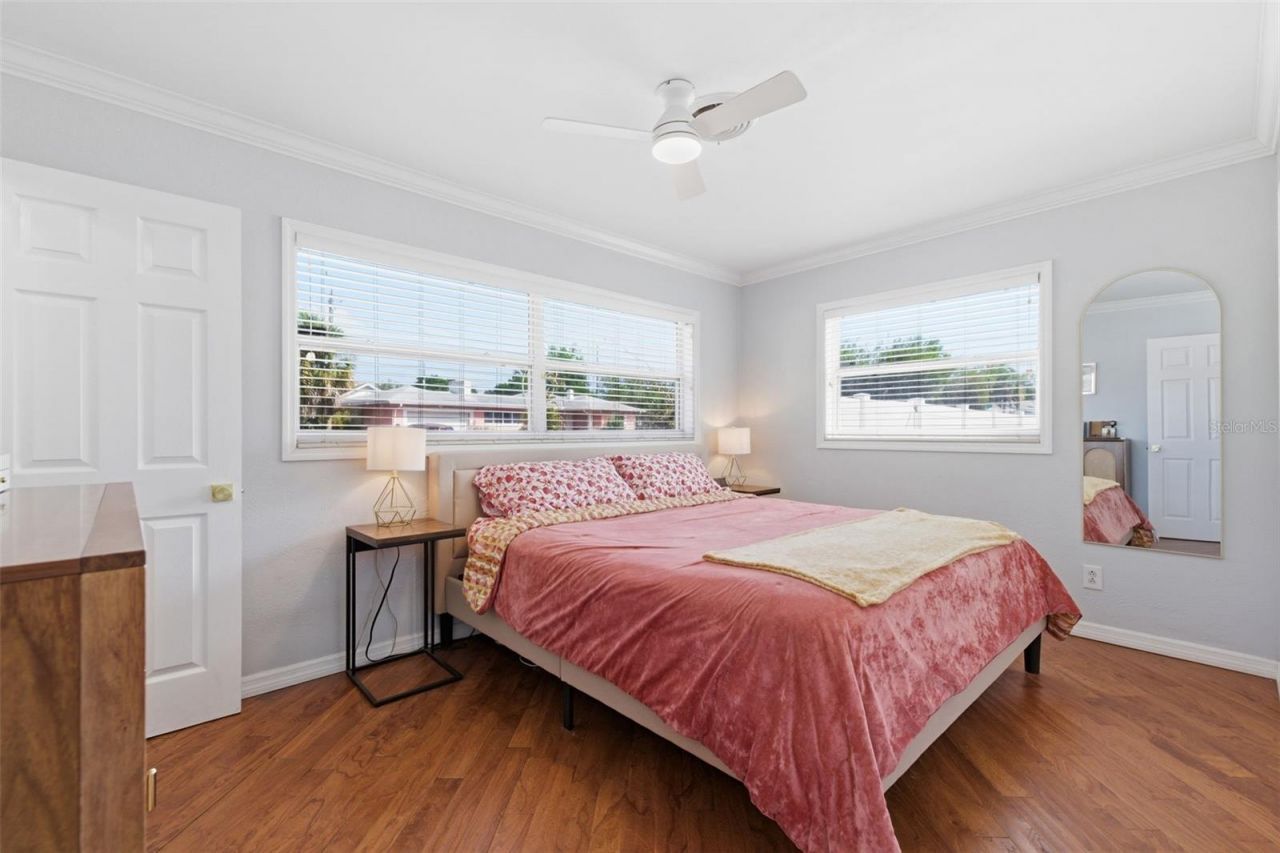 4415 7th Street S, Saint Petersburg, FL 33705 Photo