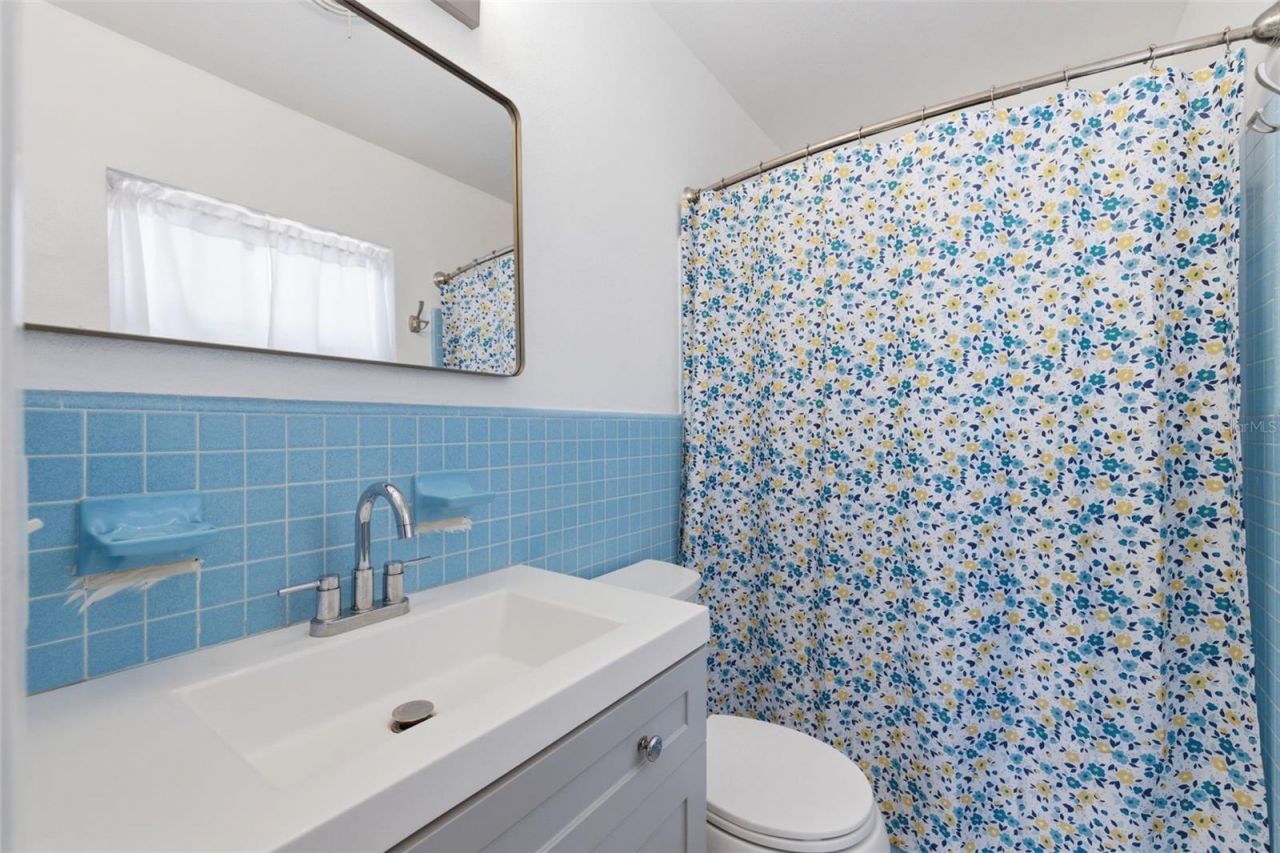 4415 7th Street S, Saint Petersburg, FL 33705 Photo