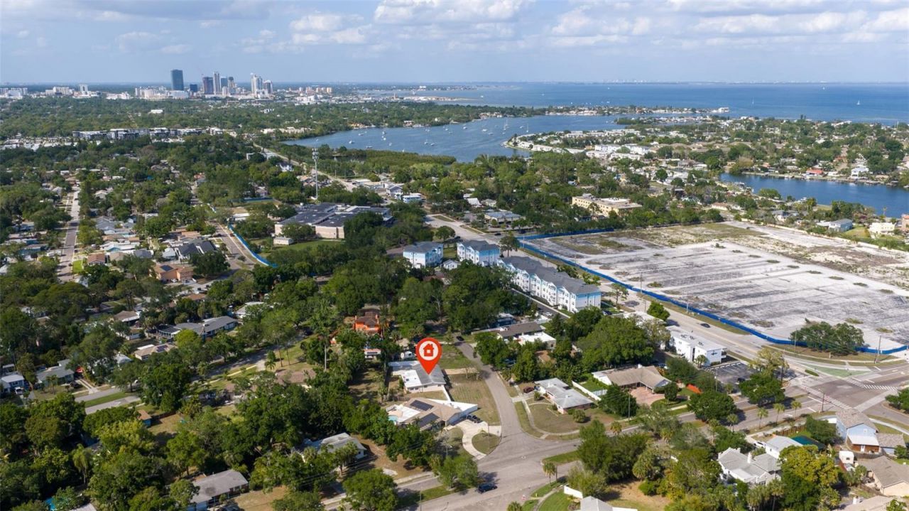4415 7th Street S, Saint Petersburg, FL 33705 Photo