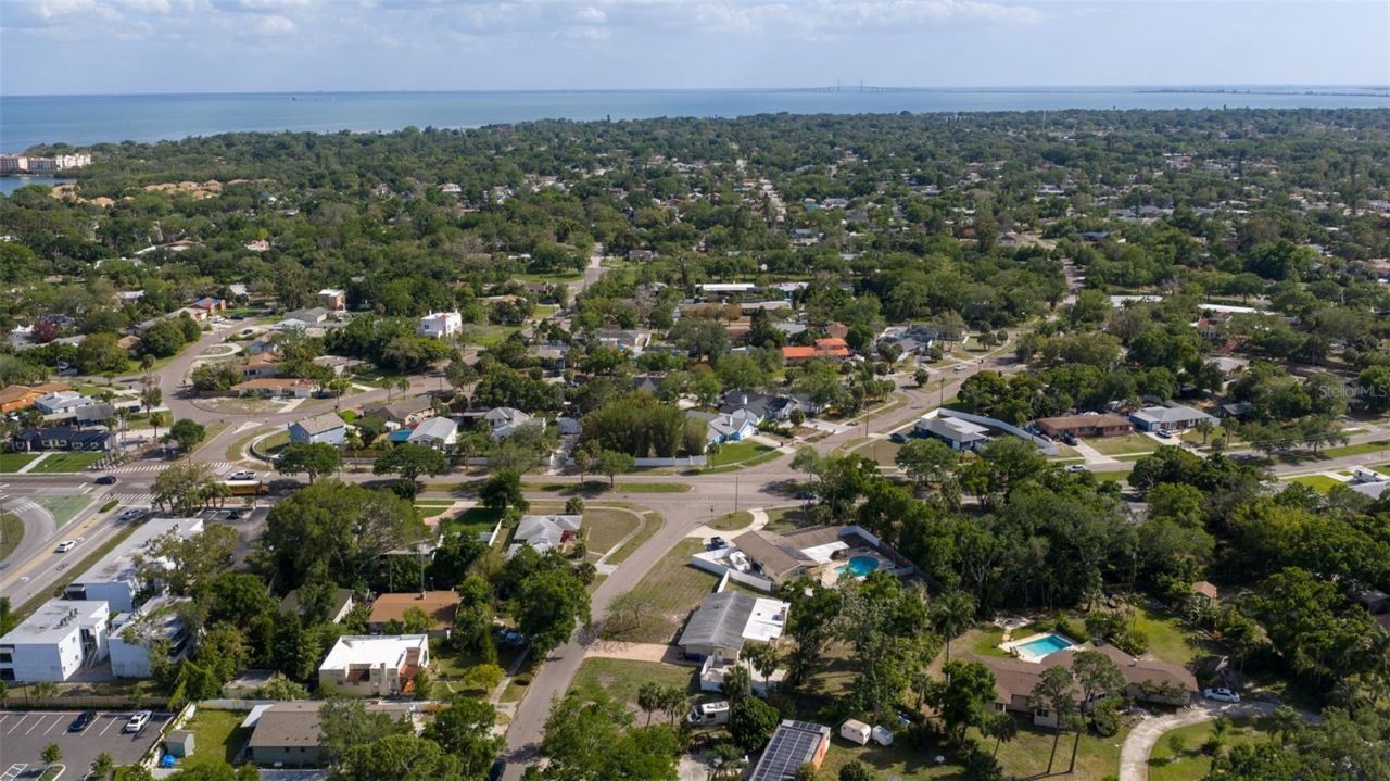 4415 7th Street S, Saint Petersburg, FL 33705 Photo