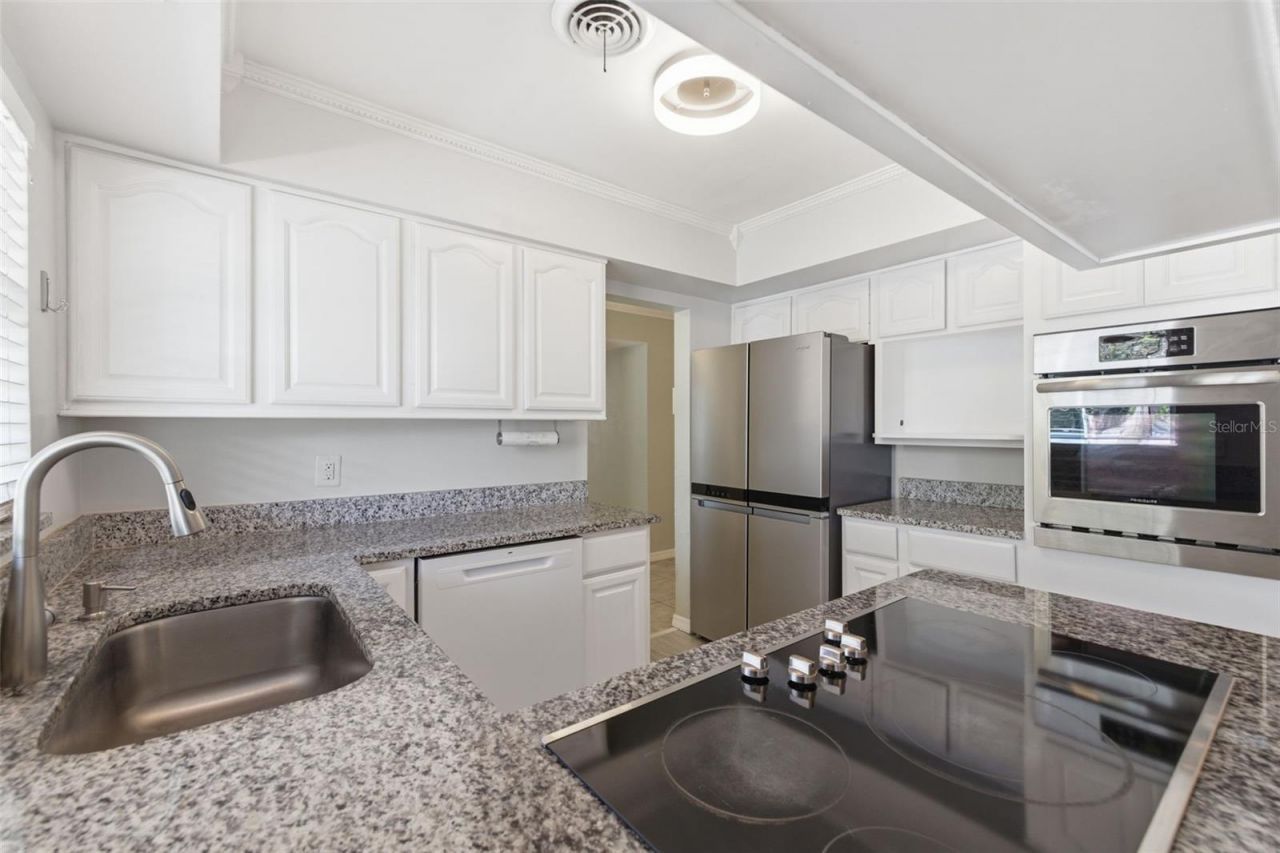 4415 7th Street S, Saint Petersburg, FL 33705 Photo