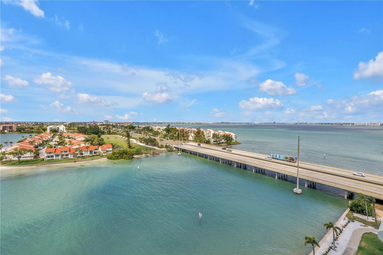 5220 Brittany Drive S, Unit 1202, Saint Petersburg, FL 33715 Photo