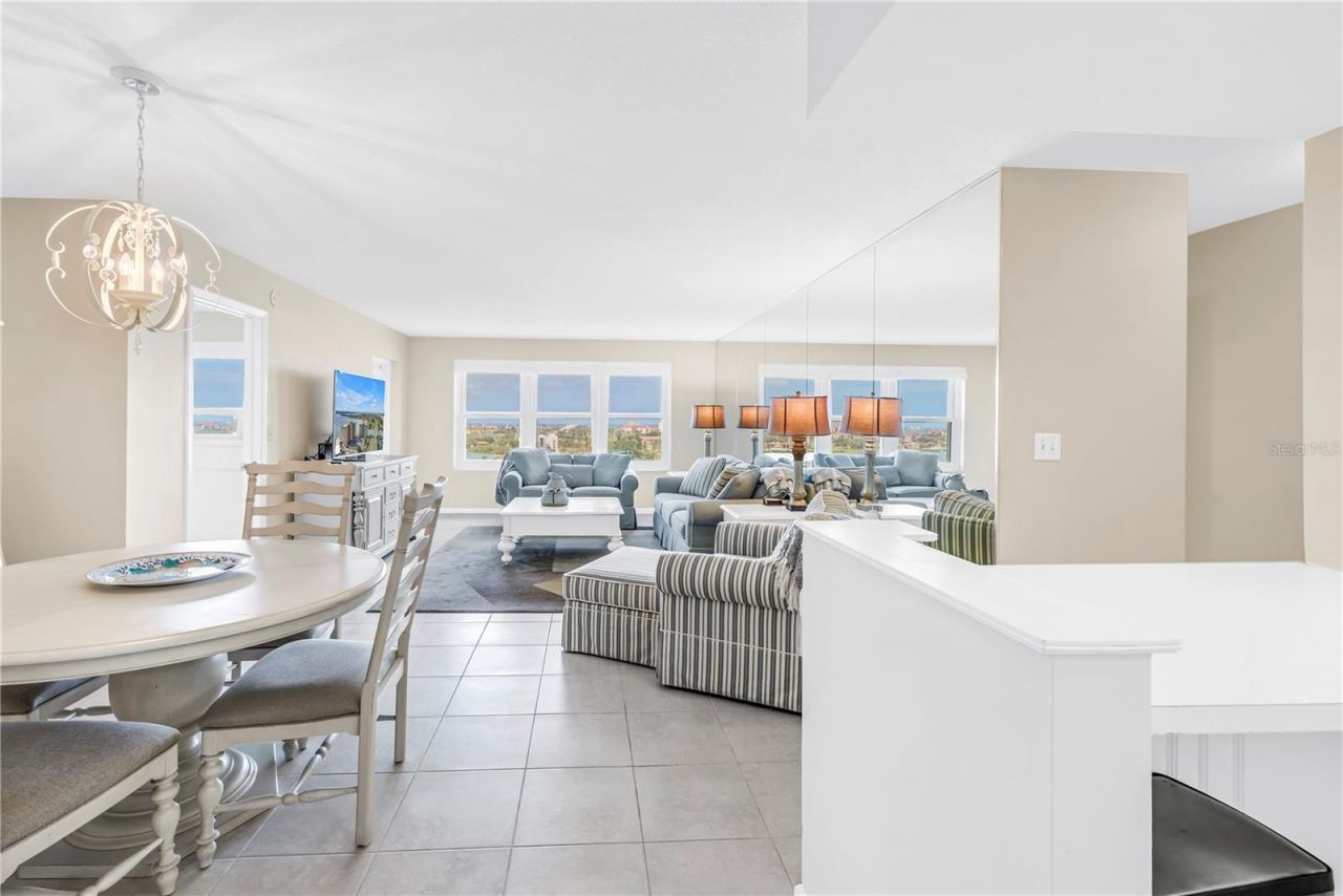 5220 Brittany Drive S, Unit 1202, Saint Petersburg, FL 33715 Photo