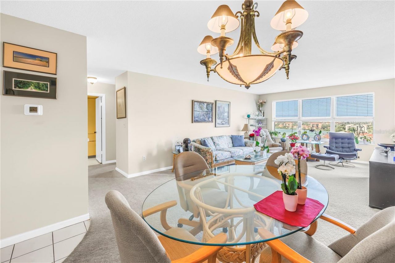 5220 Brittany Drive S, Unit 1204, Saint Petersburg, FL 33715 Photo