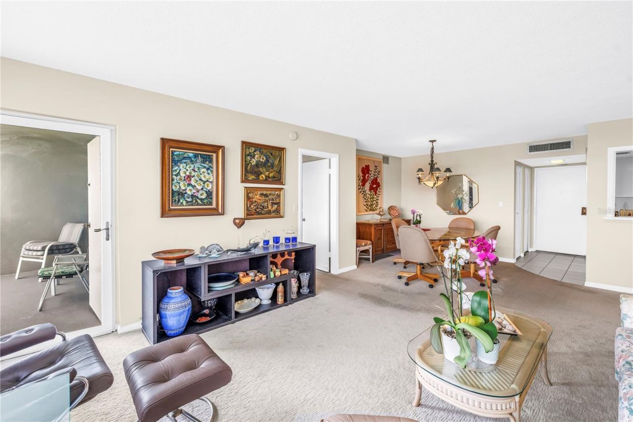 5220 Brittany Drive S, Unit 1204, Saint Petersburg, FL 33715 Photo