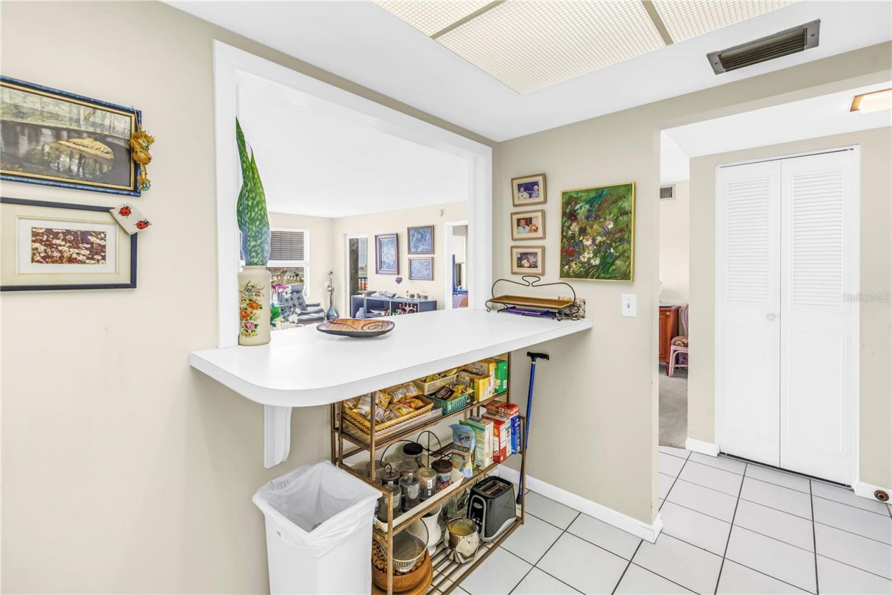 5220 Brittany Drive S, Unit 1204, Saint Petersburg, FL 33715 Photo