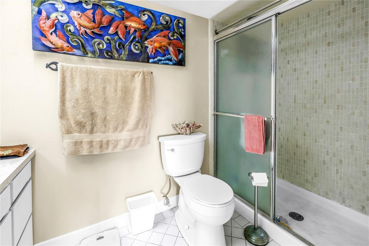 5220 Brittany Drive S, Unit 1204, Saint Petersburg, FL 33715 Photo