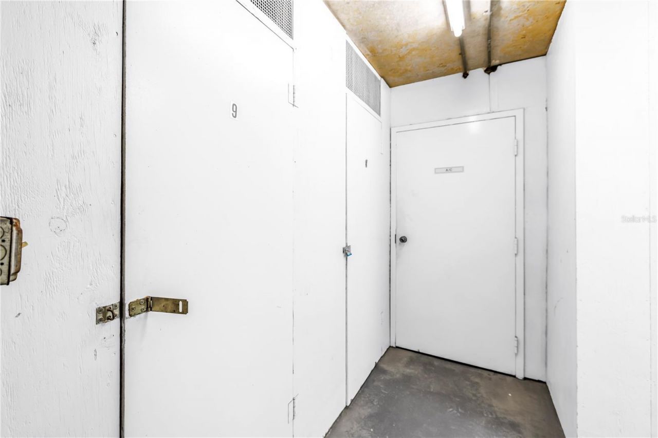 5220 Brittany Drive S, Unit 1204, Saint Petersburg, FL 33715 Photo