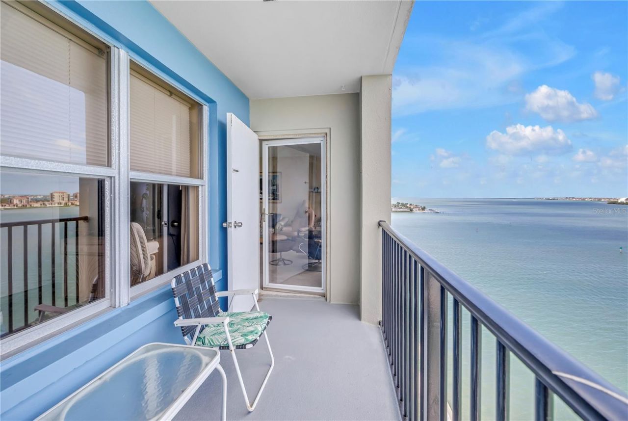 5220 Brittany Drive S, Unit 1204, Saint Petersburg, FL 33715 Photo